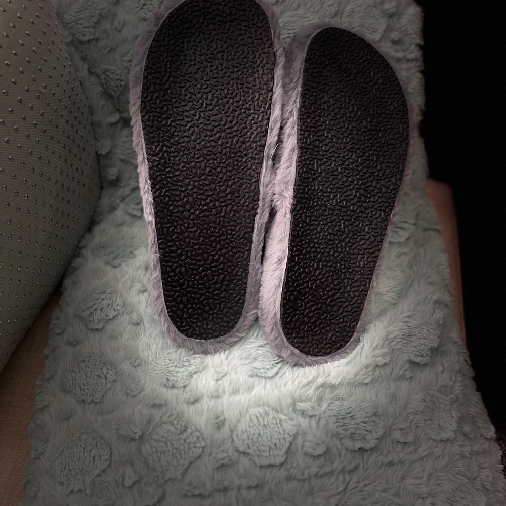 The Fluffy Slide - Picture 10 of 12